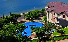 Khách Sạn Beachfront